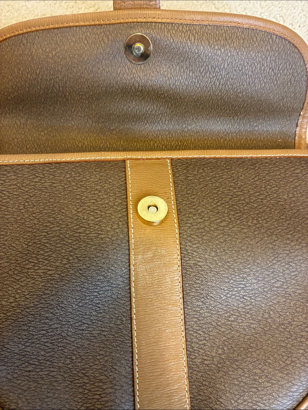 Vintage Lancel Paris Coated Canvas Crossbody Saddle Bag Brown Tan Trim👝 - Picture 5 of 11